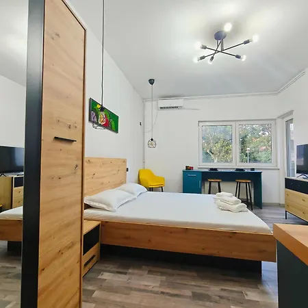 Botev Design - Walk To Old Town - Pumo Апартаменти Бухарест