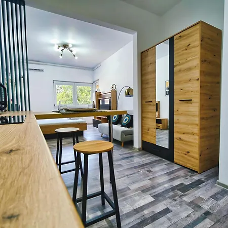 Botev Design - Walk To Old Town - Pumo Apartment Bucharest