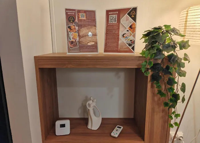 Botev Design - Walk To Old Town - Pumo *